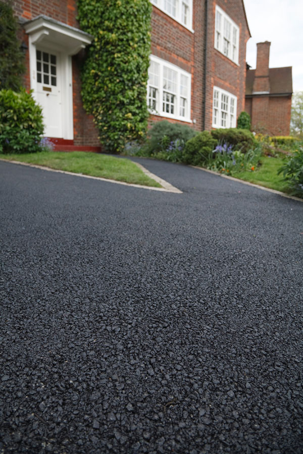 Tarmac Driveways